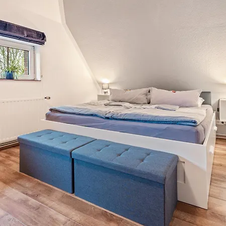 Apartament Cosy In *