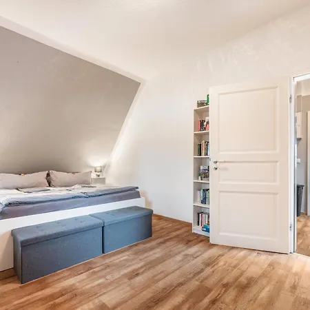 Cosy In Apartment *